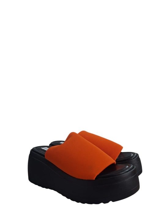 Ciabatte donna "Steve Madden" SCRUNCHY Collezione Primavera/Estate - Arancione e nero