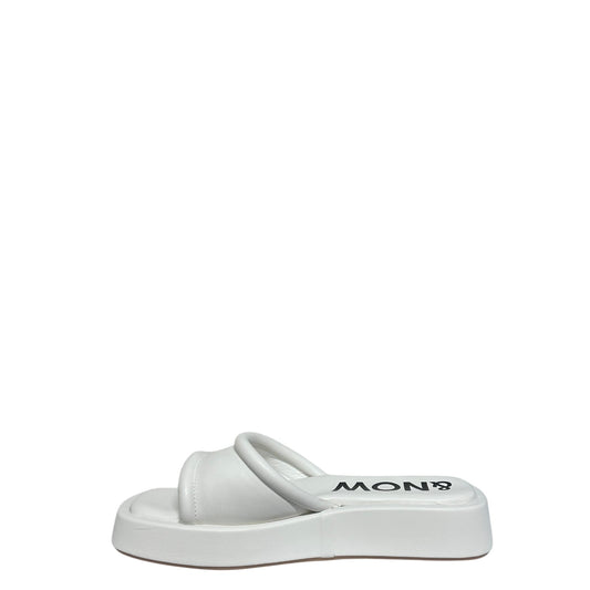 Ciabatte donna "Menbur" 25577 Collezione Primavera/Estate 2026 - Bianco