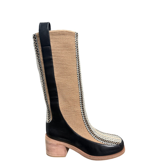 Stivali donna "Antolina" GARA.086 Collezione Autunno/Inverno 2025/2026 - Nero e Camel