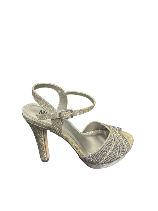 Sandali donna "Menbur" 24832* Collezione Primavera/Estate 2026 - Grigio