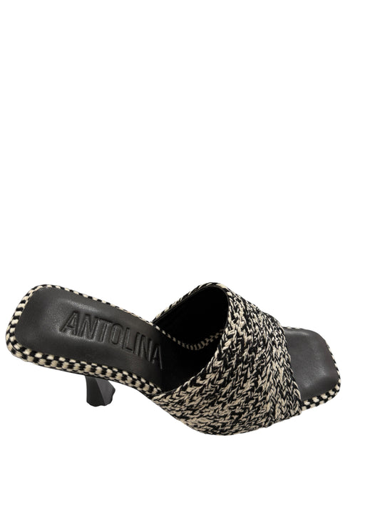 Scalzati donna "Antolina Paris" AN13002.010 Collezione Primavera/Estate 2026 - Nero e Bianco