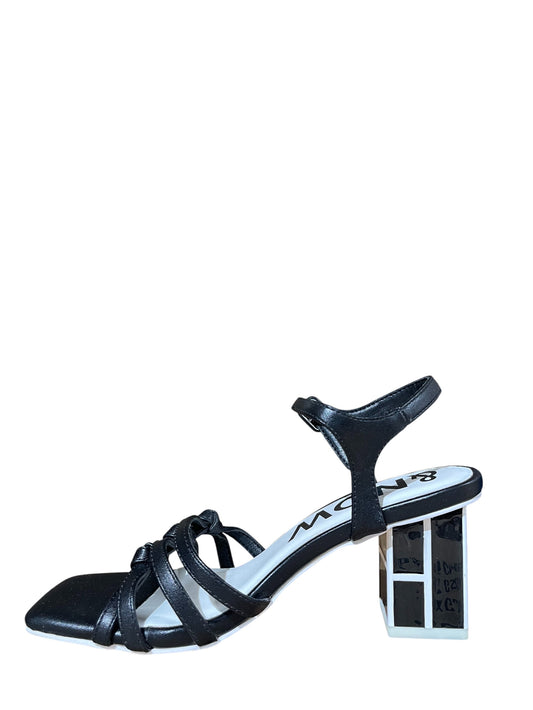 Sandali donna "Menbur" 25461 Collezione Primavera/Estate 2026 - Nero