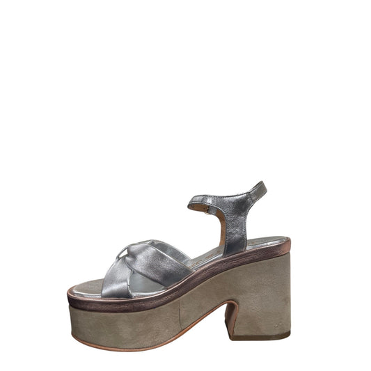 Sandali con zeppa donna "Janet&Janet" J-151 Collezione Primavera/Estate 2026 - Argento e sabbia