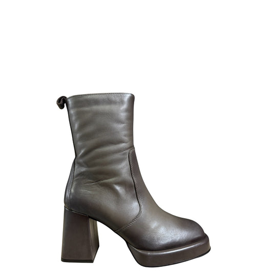 Tronchetti donna "Dei Colli" 2BEA200 Collezione Autunno/Inverno 2025/2026 - Fango