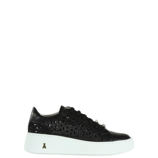 Sneakers donna "Patrizia Pepe" PPJ355.01 Collezione Primavera/Estate 2026 - Nero e Bianco