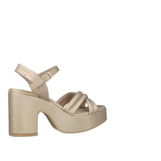 Sandali donna "Menbur" 25522 Collezione Primavera/Estate 2026 - Sabbia Laminato