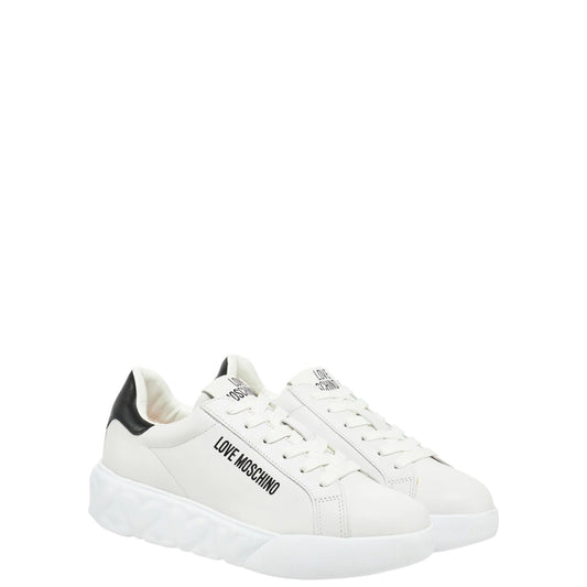 Sneakers donna "Love Moschino" JA15034G1MIA110A Collezione Primavera/Estate 2026 -Crema e Nero