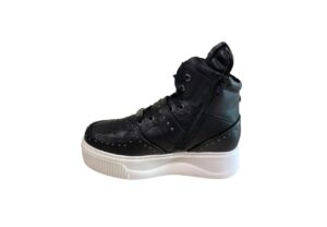 sneaker-da-donna-in-pelle-con-borchie-cult-clw355602-perry-mid-w-leather-black (1)